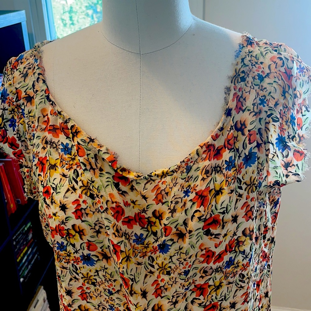 Silk Theory/Sheer flower pattern top